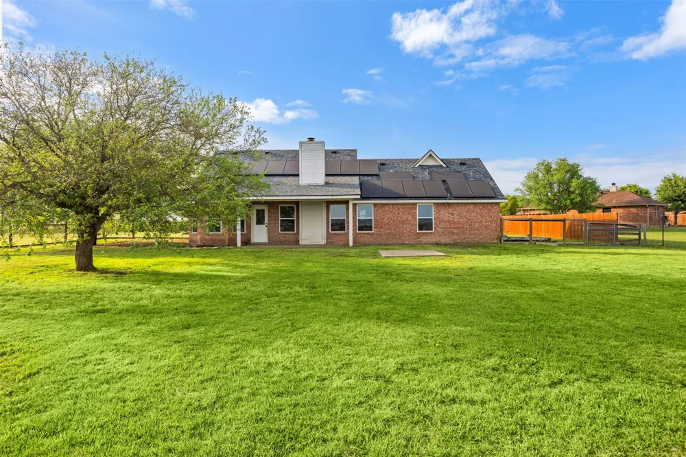 2825 FM 876 Waxahachie, TX 75167