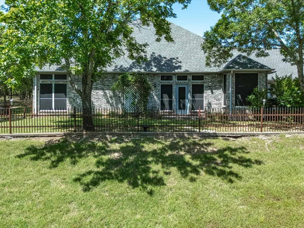 600 County Road 1790 Sunset, TX 76270