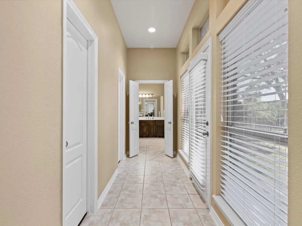 600 County Road 1790 Sunset, TX 76270