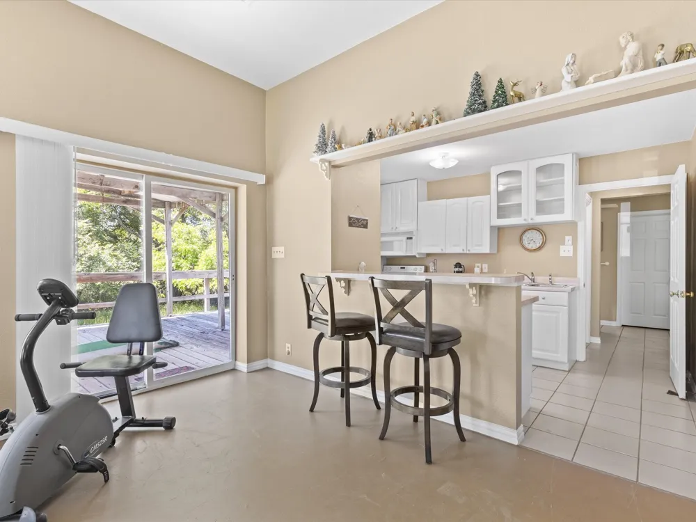 600 County Road 1790 Sunset, TX 76270