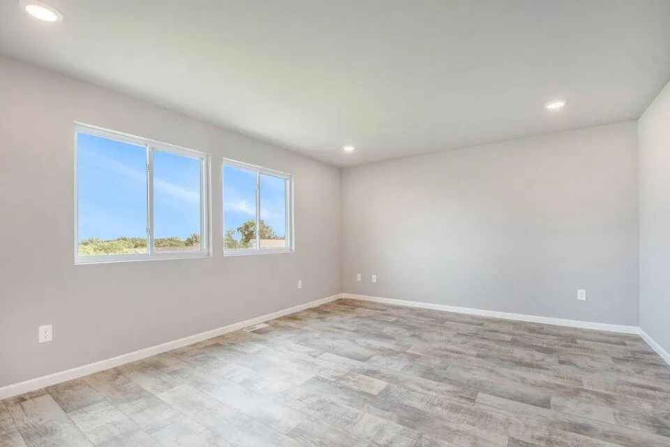 125 Peppermint Drive Holland Charter Township, MI 49423