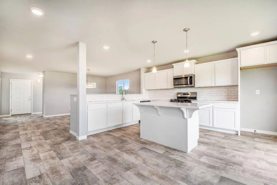 125 Peppermint Drive Holland Charter Township, MI 49423