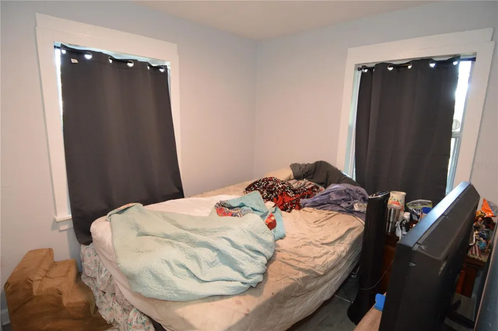 2852 60TH AVENUE St Petersburg, FL 33714