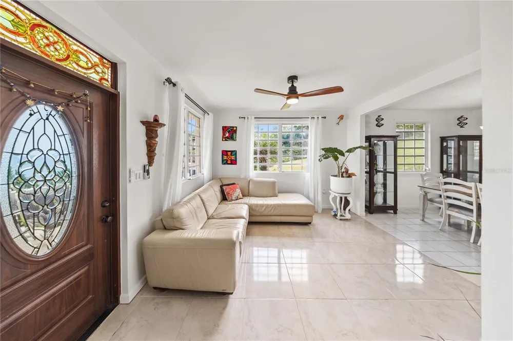 39 BO. CAMINO NUEVO Yabucoa, PR 00767