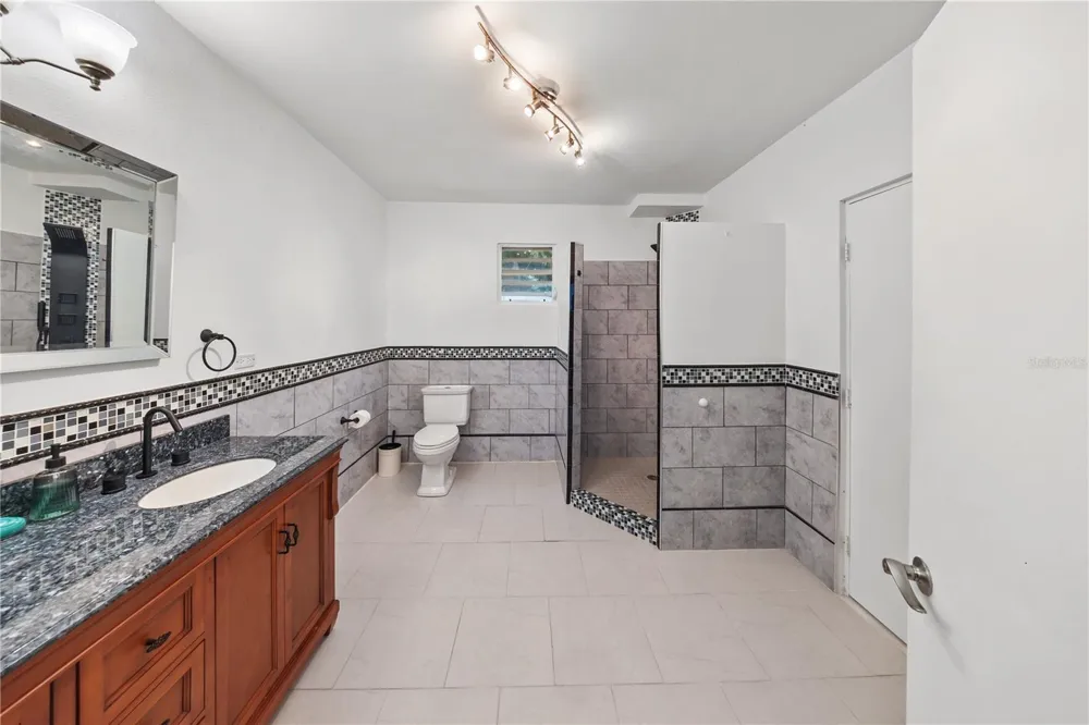 39 BO. CAMINO NUEVO Yabucoa, PR 00767