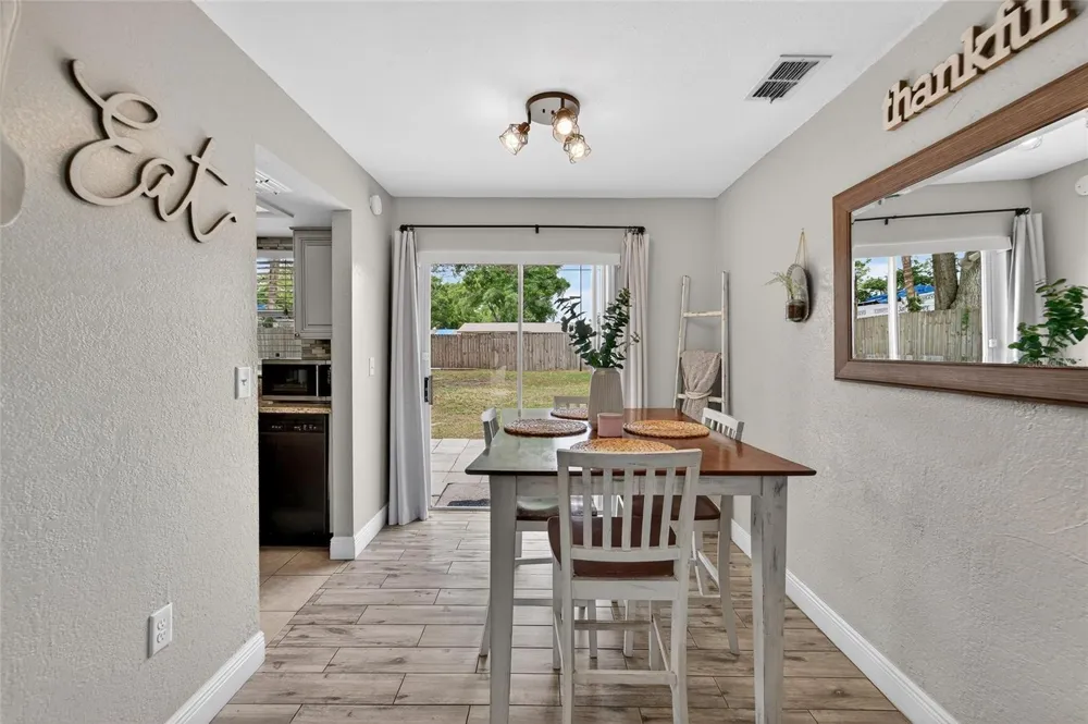 6224 DOE CIRCLE W Lakeland, FL 33809