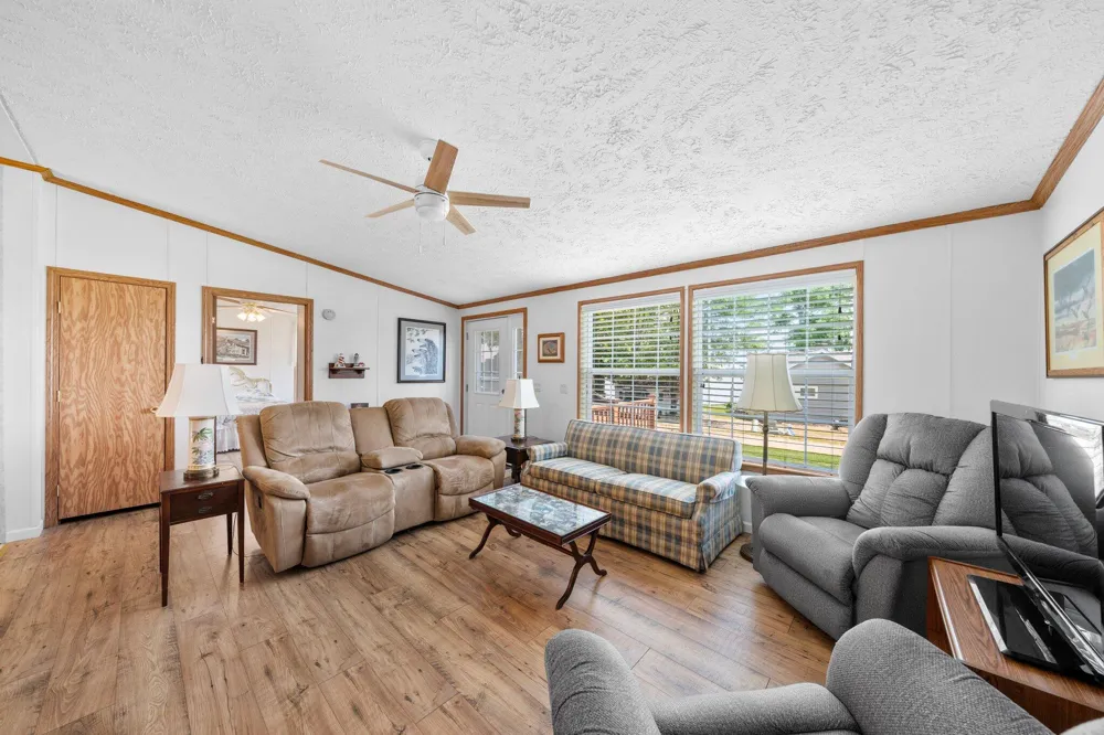 61738 Lake View Drive Cassopolis, MI 49031