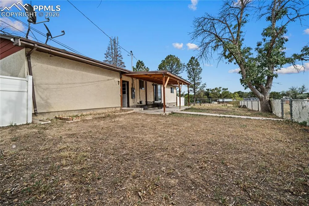 11 Macnaughton Road Pueblo, CO 81001