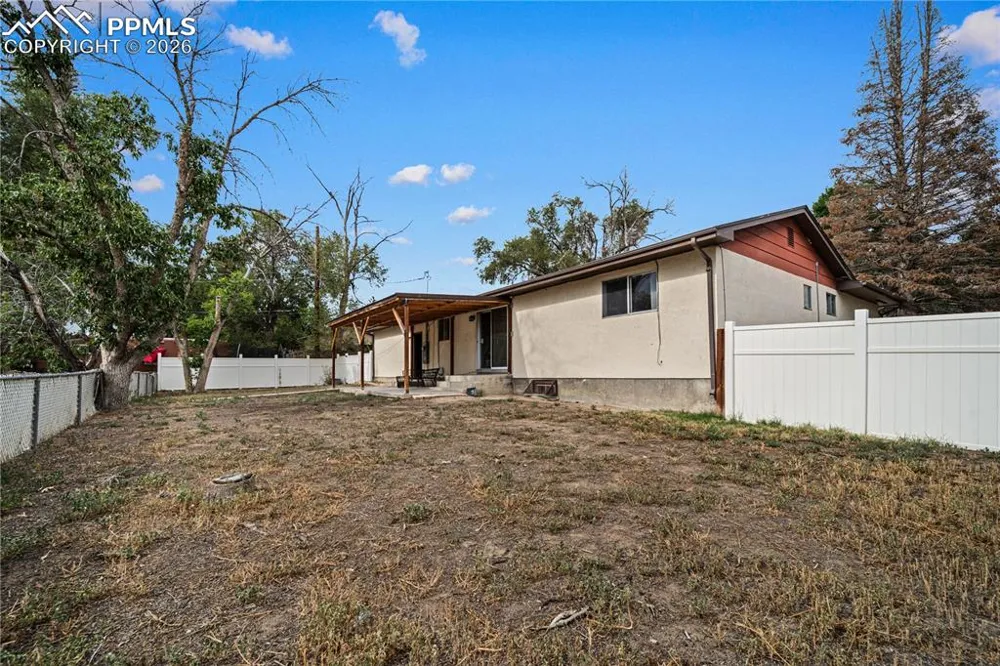 11 Macnaughton Road Pueblo, CO 81001