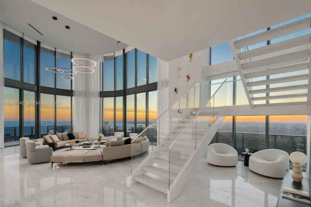 1000 Brickell Plz #UPH6202 Miami, FL 33131