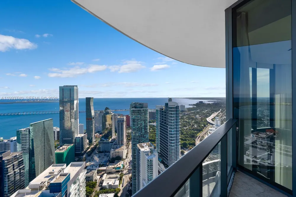 1000 Brickell Plz #UPH6202 Miami, FL 33131