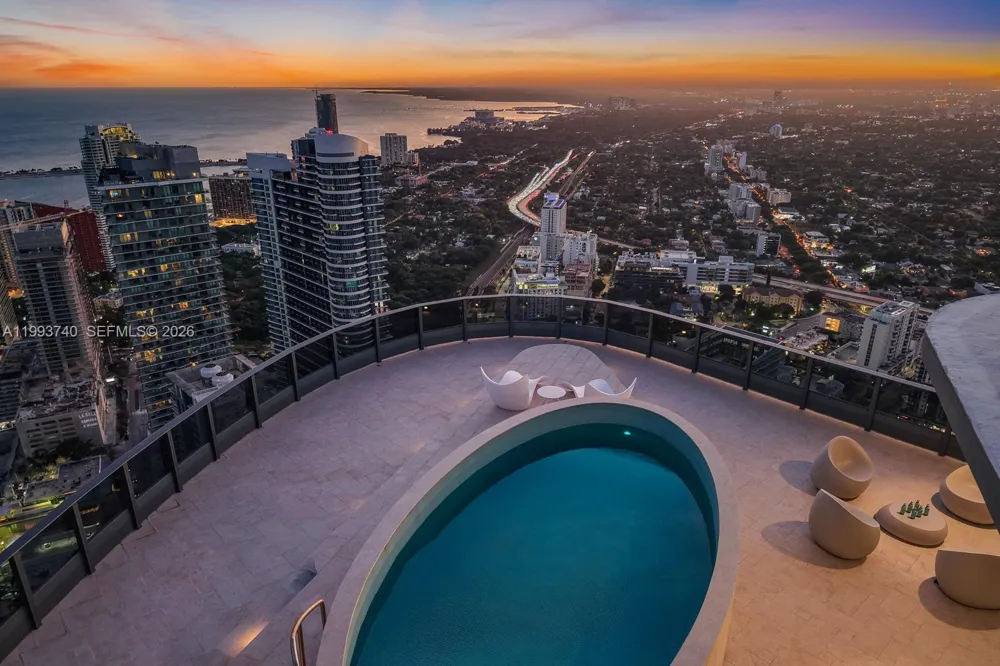 1000 Brickell Plz #UPH6202 Miami, FL 33131