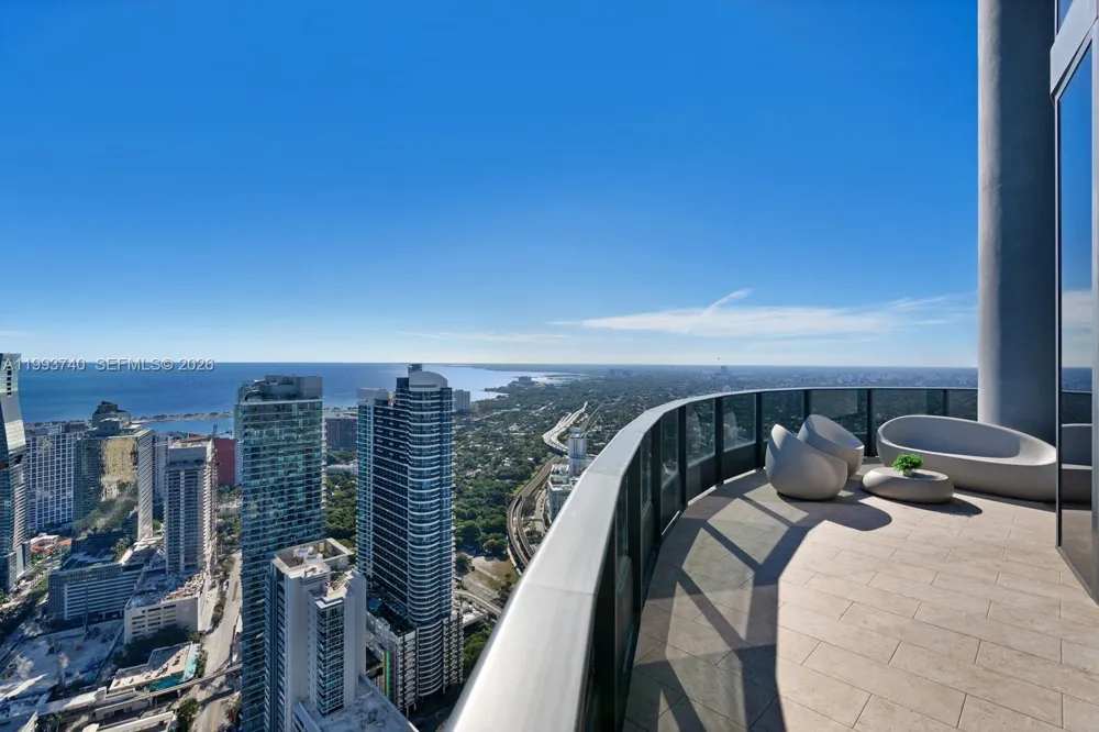 1000 Brickell Plz #UPH6202 Miami, FL 33131