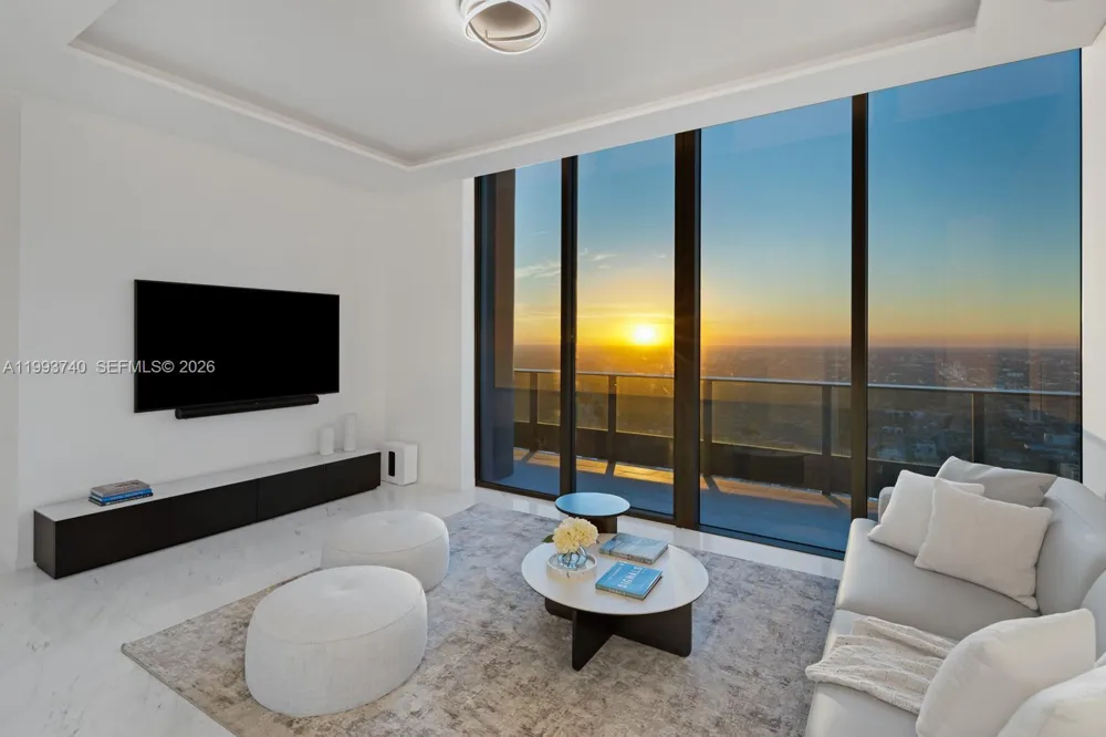 1000 Brickell Plz #UPH6202 Miami, FL 33131