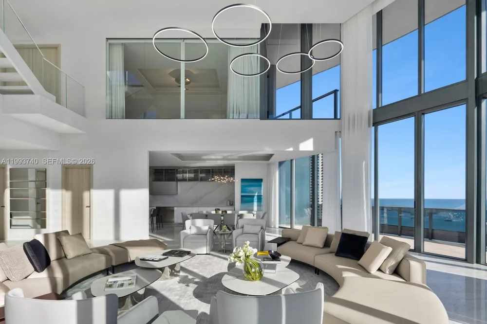 1000 Brickell Plz #UPH6202 Miami, FL 33131