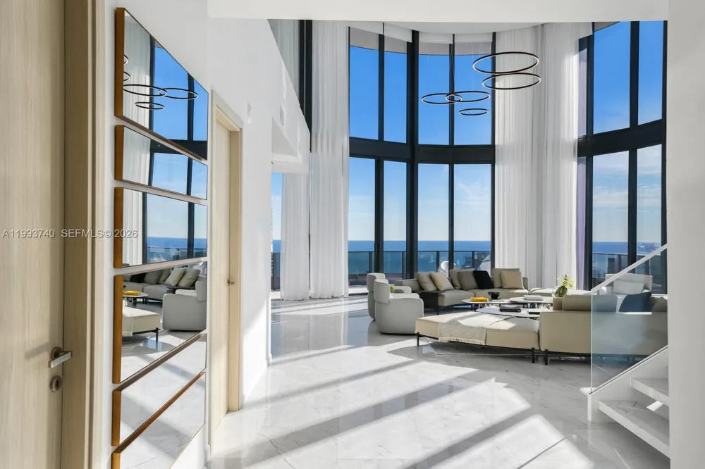 1000 Brickell Plz #UPH6202 Miami, FL 33131