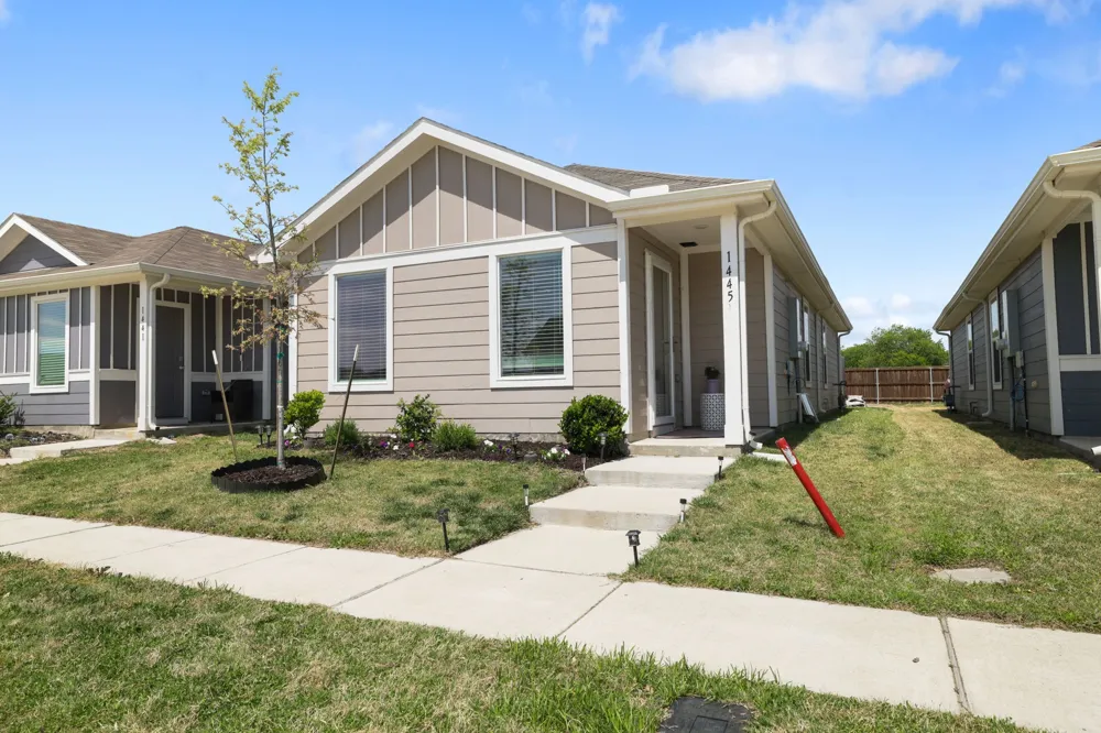 1445 Sterling Way Ferris, TX 75125