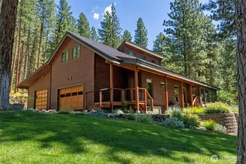 2 Trillium Road