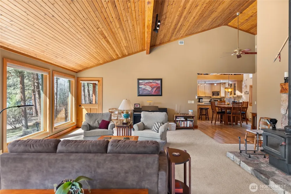 2 Trillium Road Winthrop, WA 98862