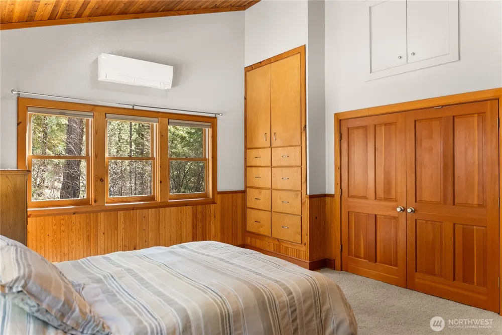 2 Trillium Road Winthrop, WA 98862