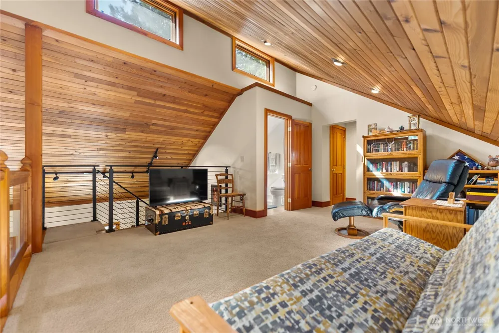 2 Trillium Road Winthrop, WA 98862