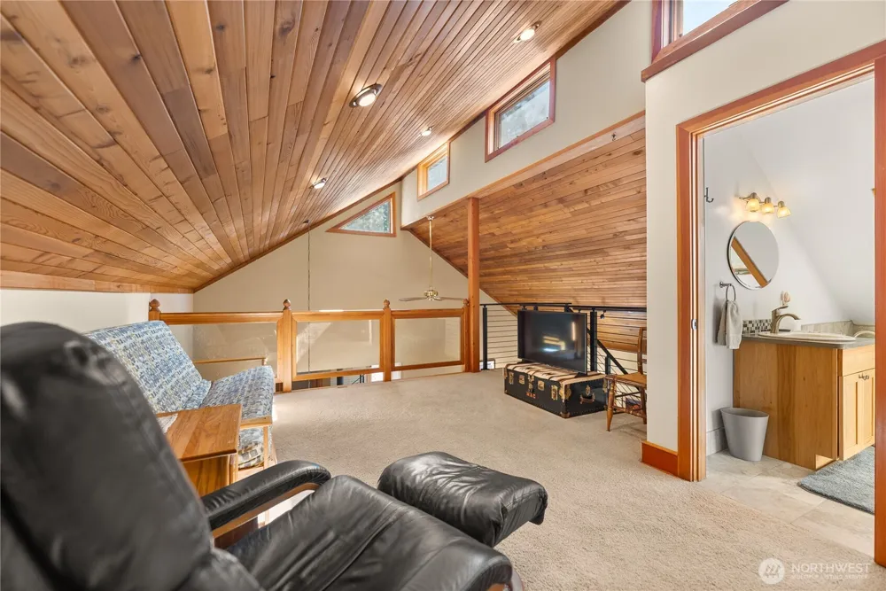 2 Trillium Road Winthrop, WA 98862