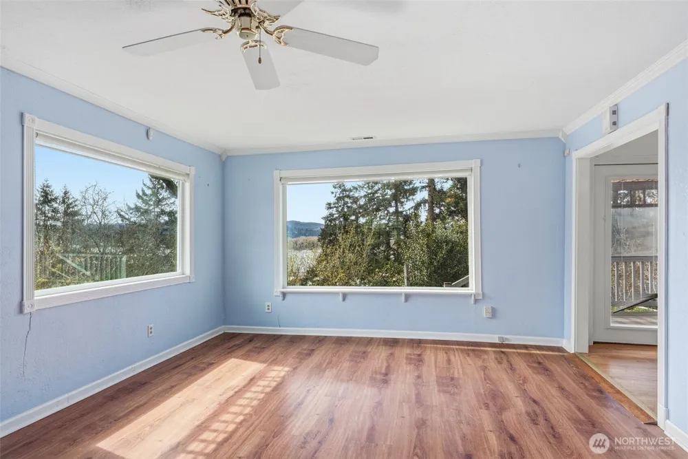 319 3rd Street Kalama, WA 98625