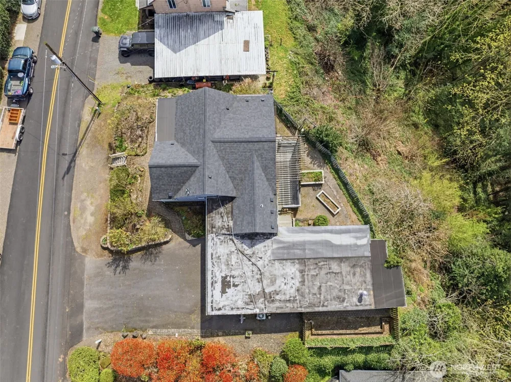 319 3rd Street Kalama, WA 98625