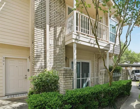7575 Cambridge Street #301