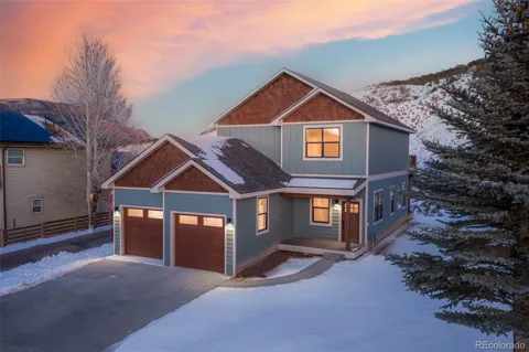 378 Bluffs Drive