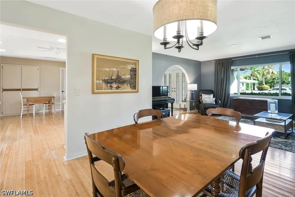 Windsor Way Naples, FL 34109