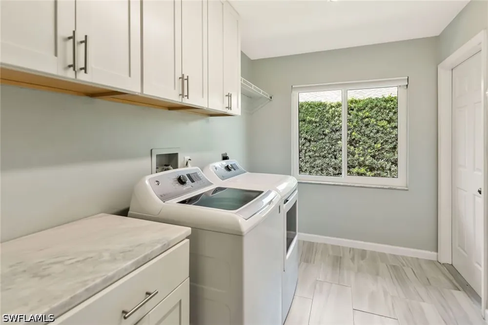 Windsor Way Naples, FL 34109