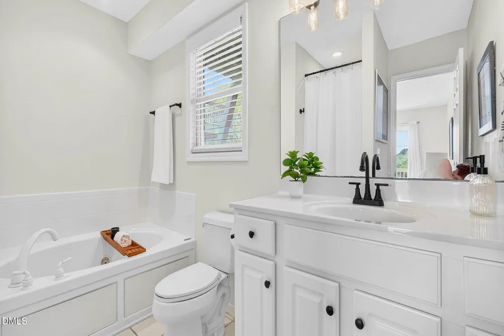 1125 S Topsail Drive Surf City, NC 28445