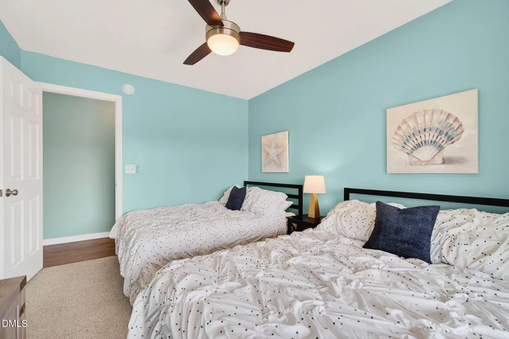 1125 S Topsail Drive Surf City, NC 28445