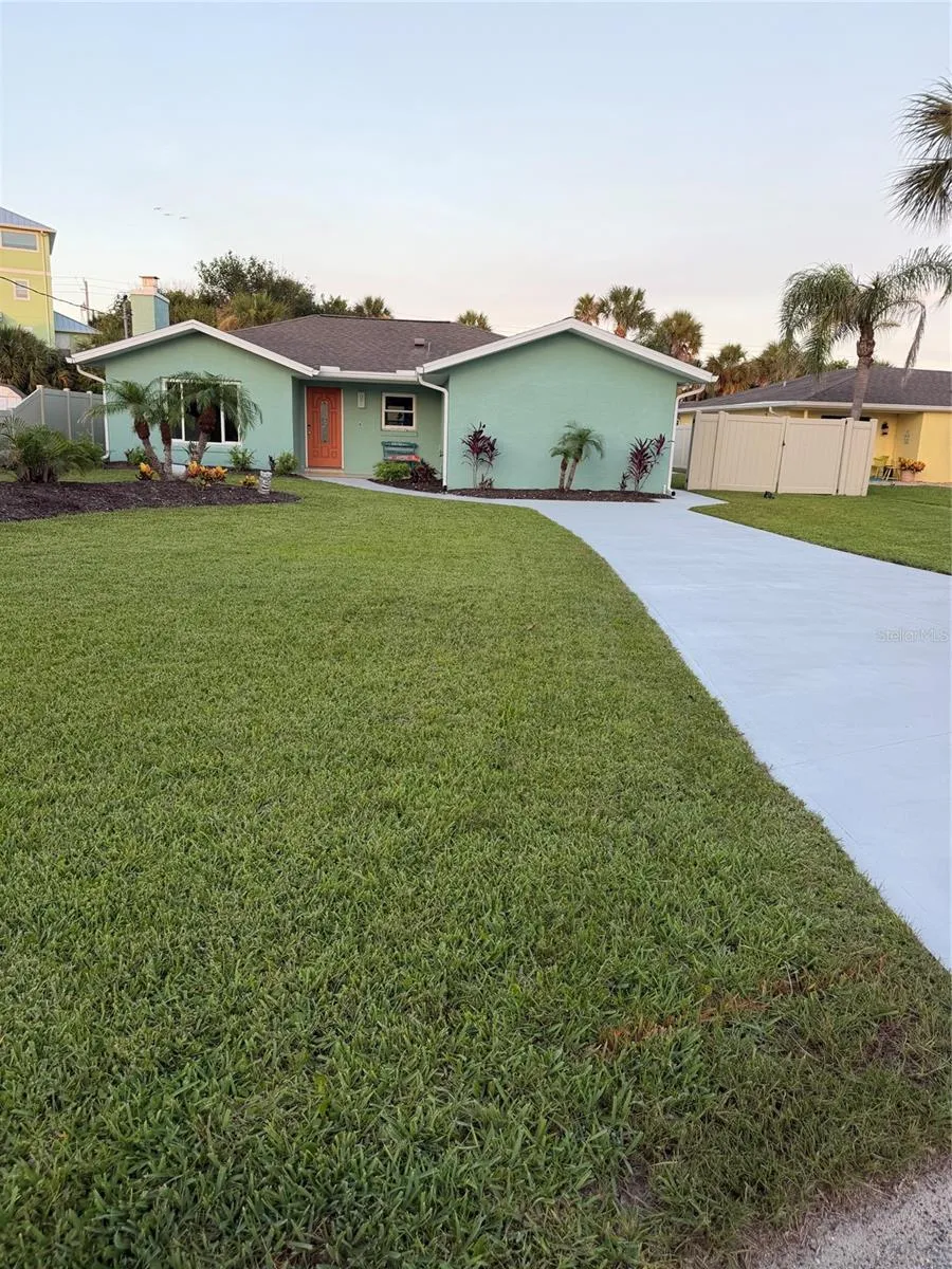 1946 DAYTONA AVENUE Flagler Beach, FL 32136