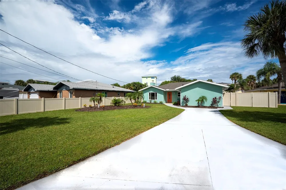 1946 DAYTONA AVENUE Flagler Beach, FL 32136