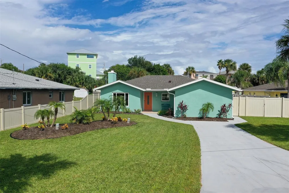 1946 DAYTONA AVENUE Flagler Beach, FL 32136