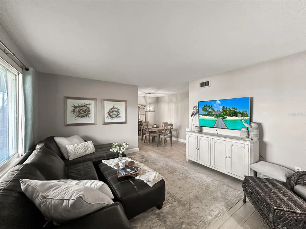1600 W LAKE PARKER DRIVE #C4 Lakeland, FL 33805
