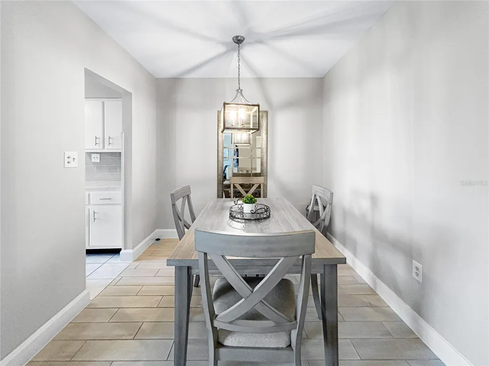 1600 W LAKE PARKER DRIVE #C4 Lakeland, FL 33805