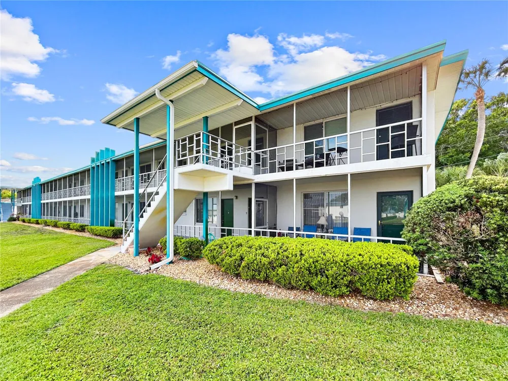 1600 W LAKE PARKER DRIVE #C4 Lakeland, FL 33805