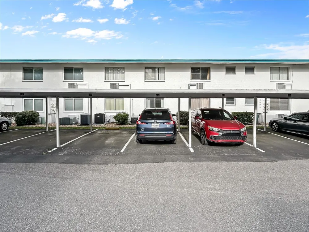 1600 W LAKE PARKER DRIVE #C4 Lakeland, FL 33805