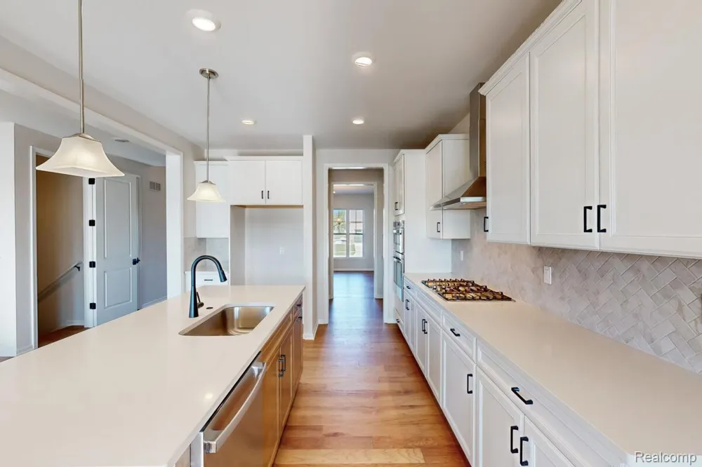 61887 Hevel Lane Washington Township, MI 48094