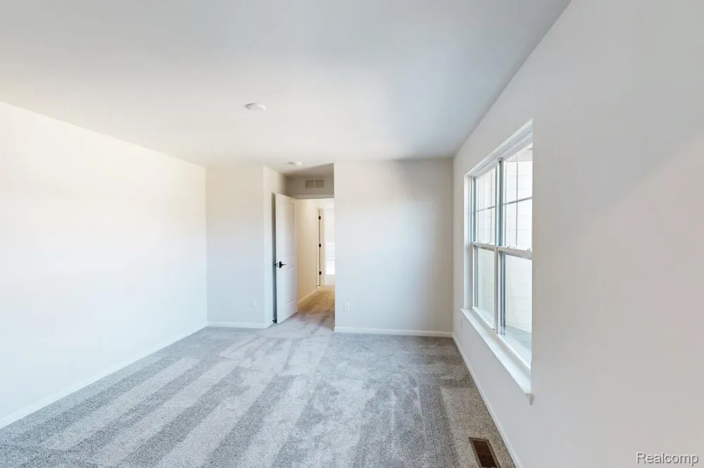 61887 Hevel Lane Washington Township, MI 48094