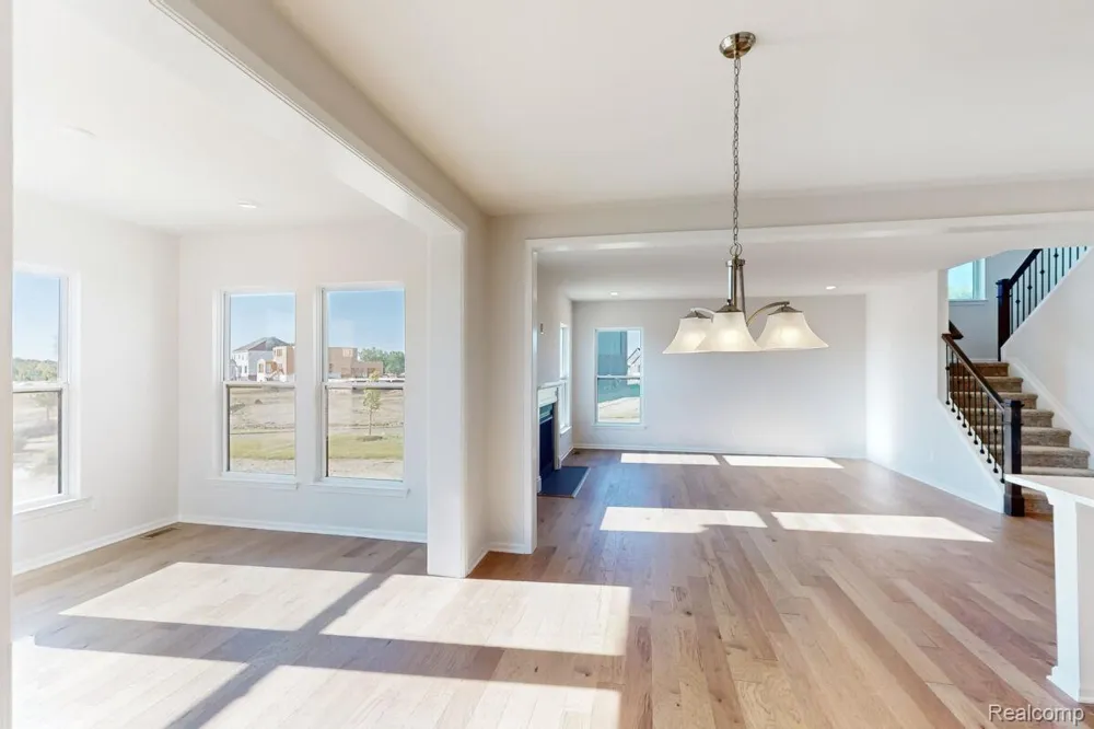 61887 Hevel Lane Washington Township, MI 48094