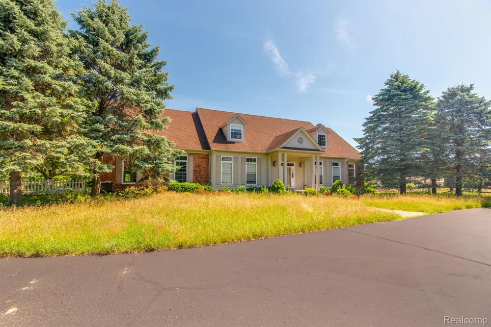 4090 PERRYVILLE ROAD Groveland Township, MI 48462