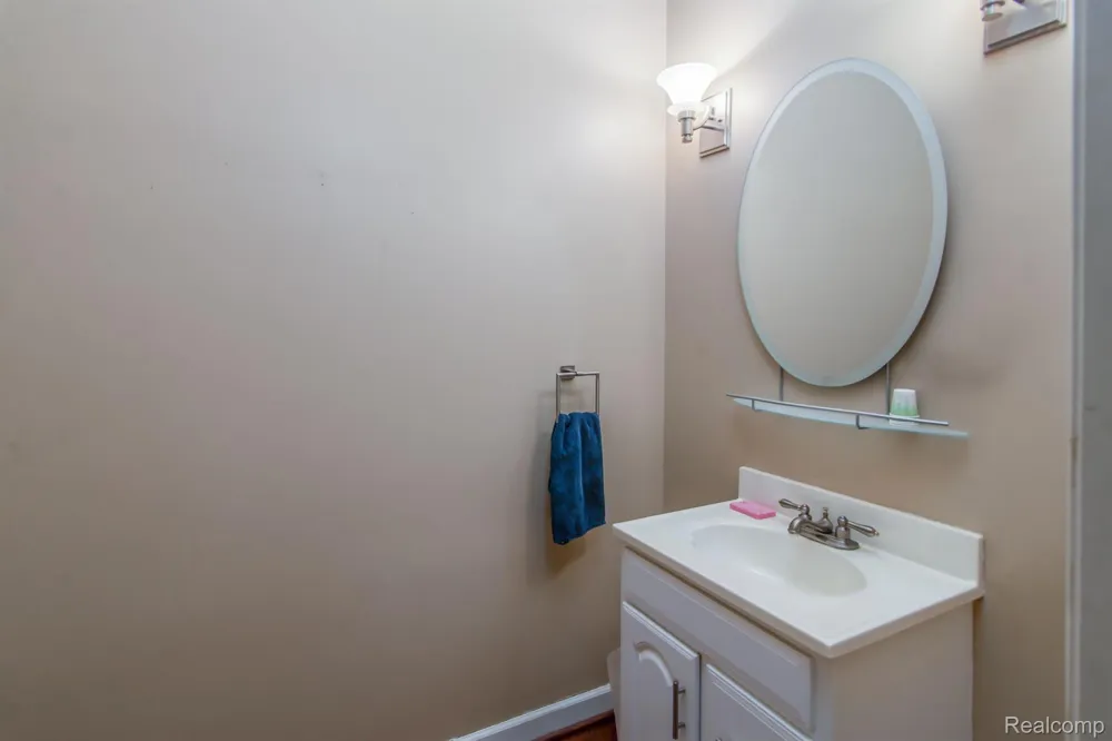 4090 PERRYVILLE ROAD Groveland Township, MI 48462