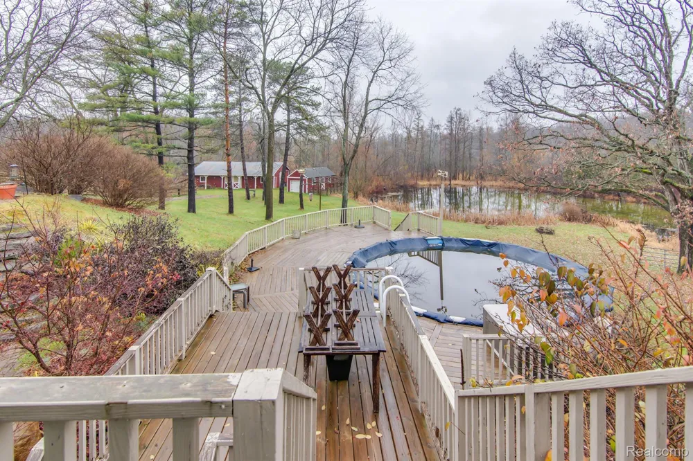 4090 PERRYVILLE ROAD Groveland Township, MI 48462