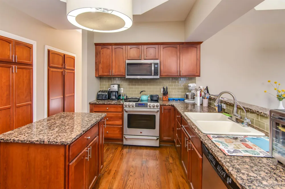 4090 PERRYVILLE ROAD Groveland Township, MI 48462