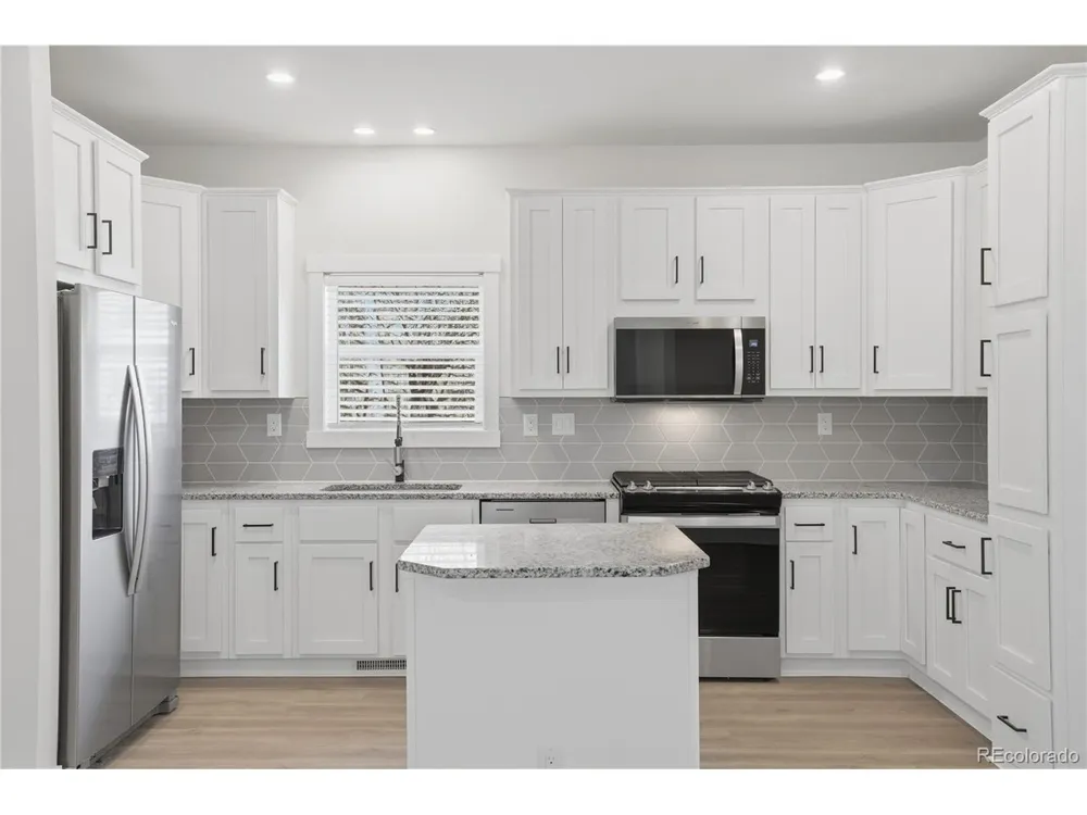 378 Bluffs Drive Eagle, CO 81631