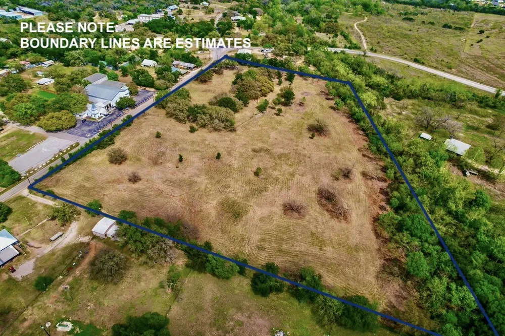 7908 CR 404 Spicewood, TX 78669